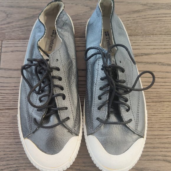 TRETORN Leather metallic dark grey/pewter sneakers size 9 UNWORN - Picture 2 of 8